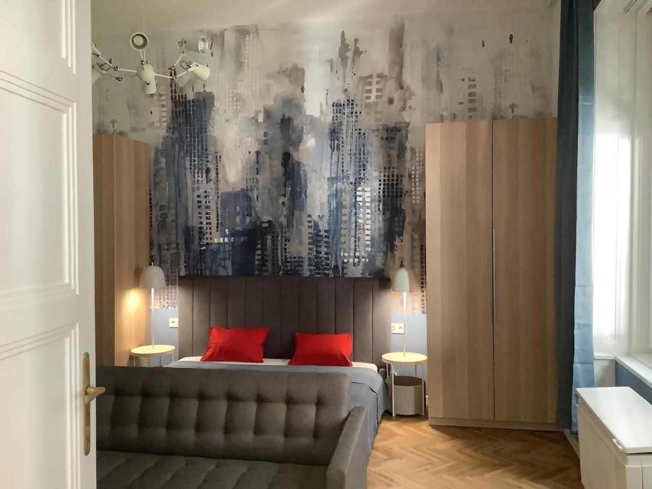 Designer Downtown Apartment Budapest Exterior photo